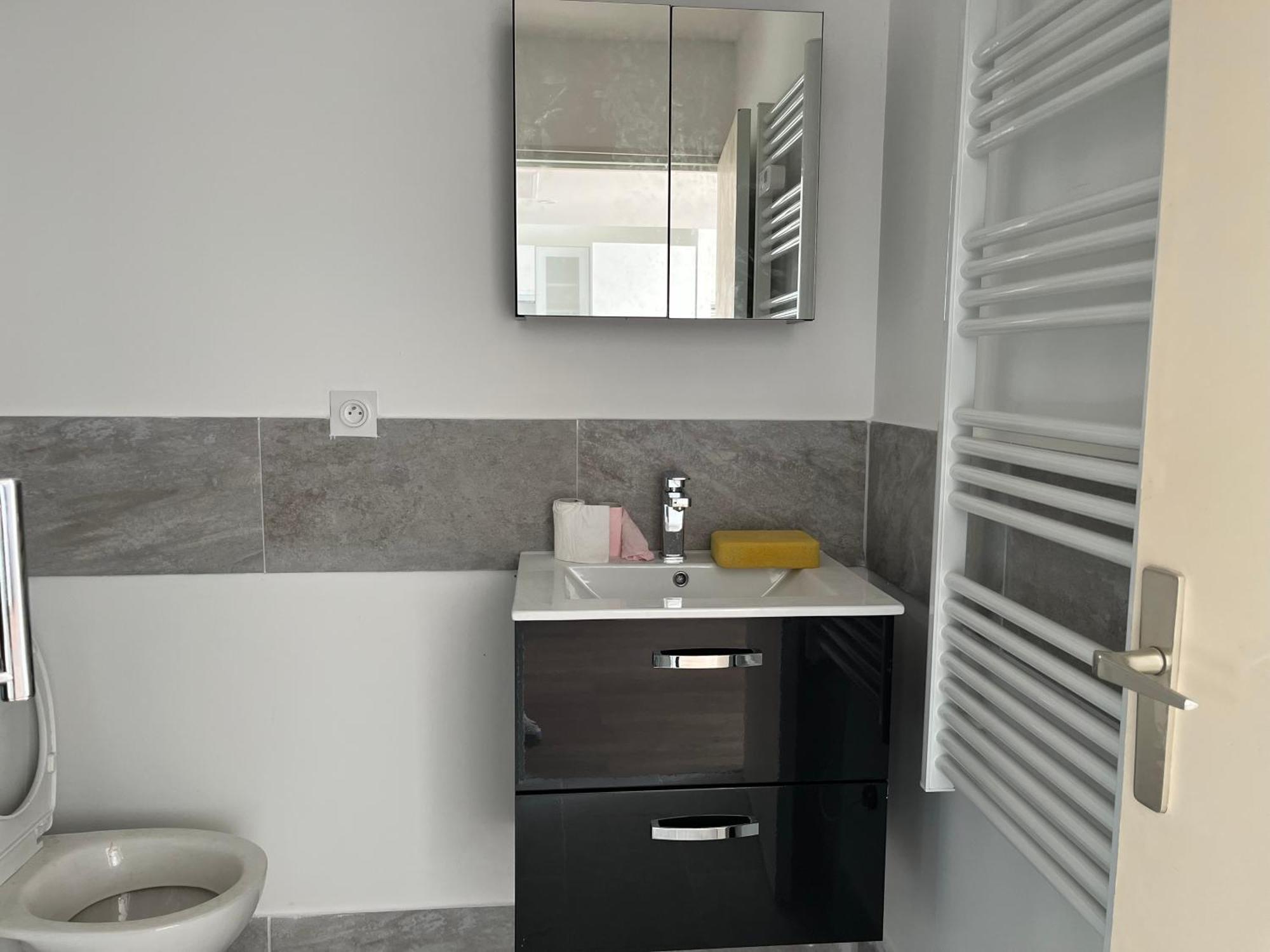 Apartment Sur Le Port B