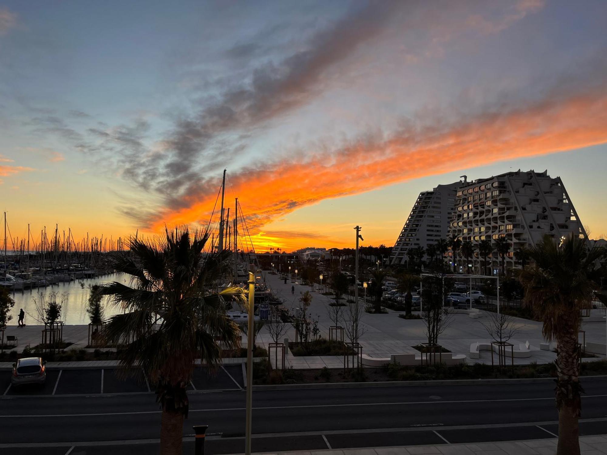Sur Le Port B